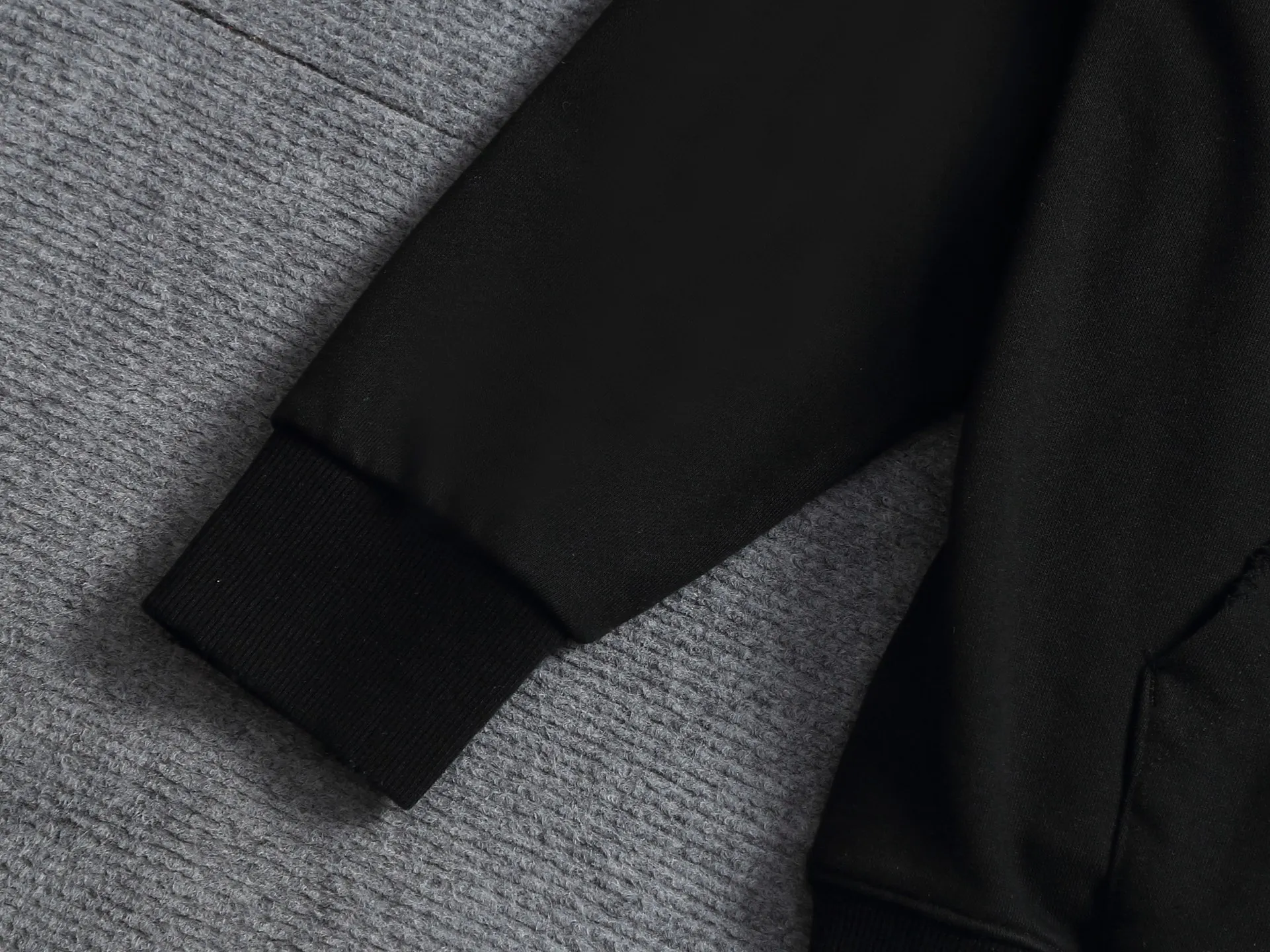 𝗖𝗵𝗿𝗼𝗺𝗲 𝗛𝗲𝗮𝗿𝘁𝘀/ 2026 New Arrival Original 👑 ！ ！ ！ 👍 ✂️Quality , ！ 。 ： ➕100% 。Authentic ➕ ➕3D ➕ ： ！ ！ Authentic ！ Same Style ！ Black Dark Gray Light Gray Size：S-XL